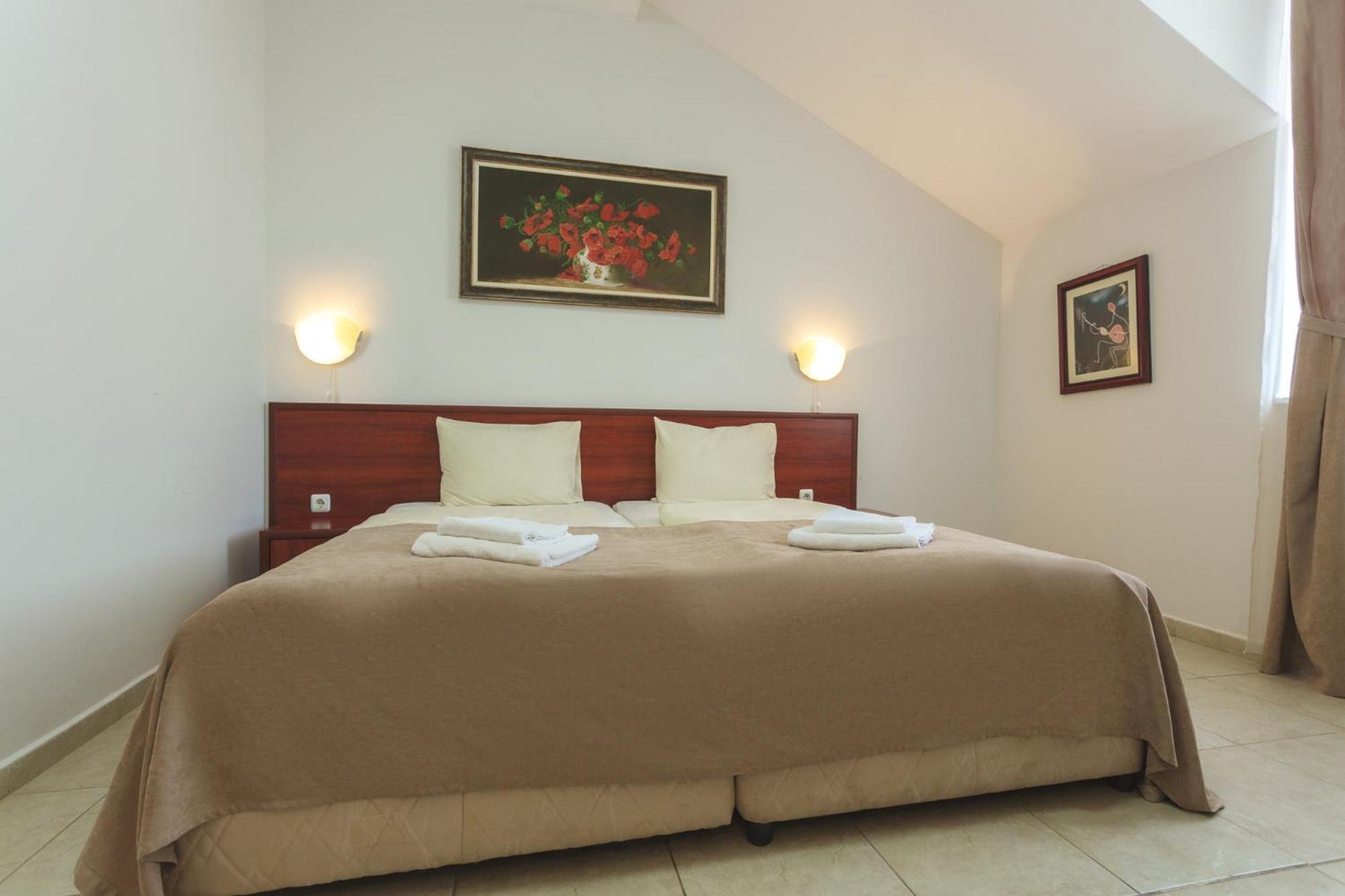 Hotel Central Balçık Dış mekan fotoğraf