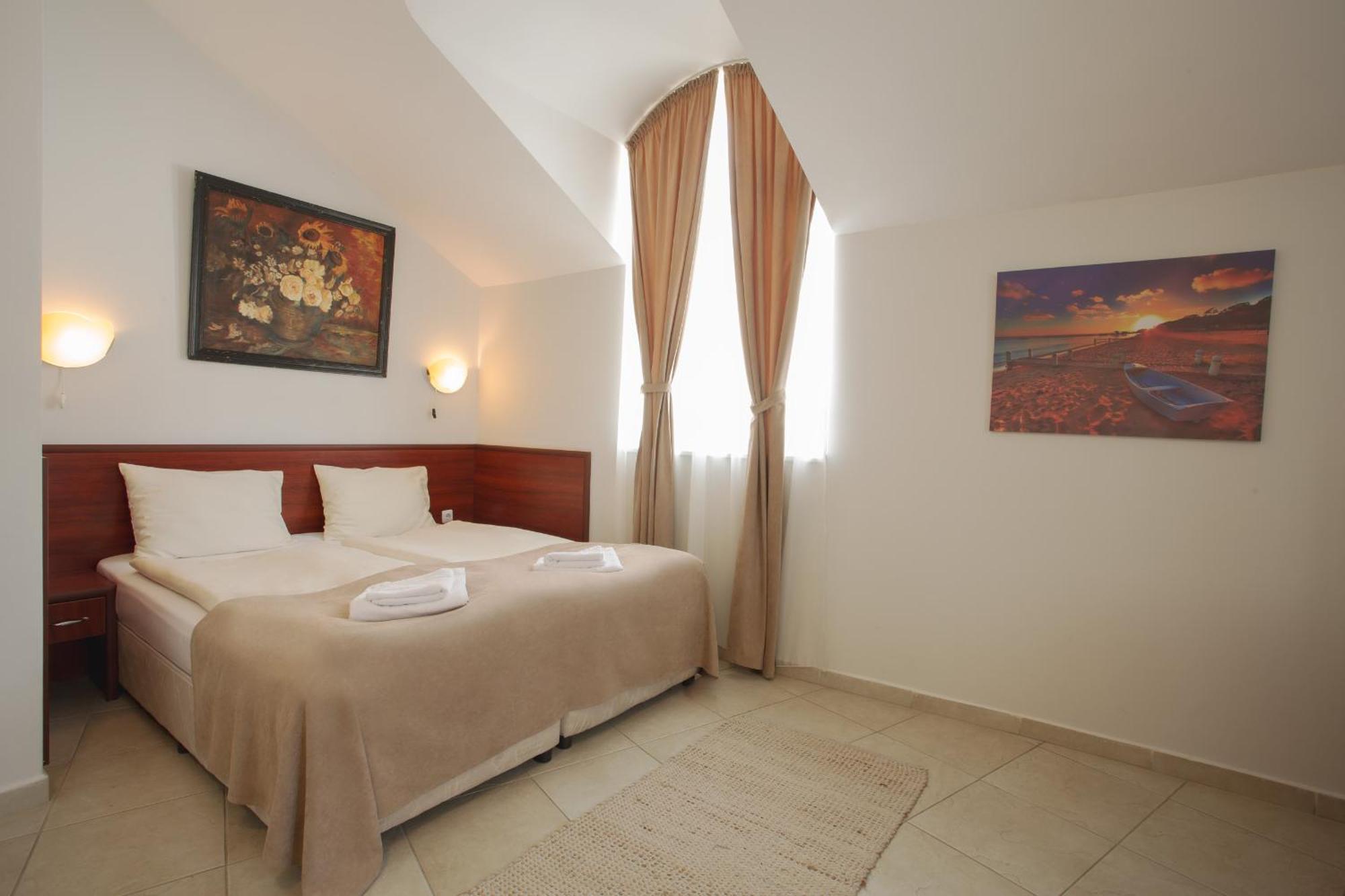 Hotel Central Balçık Dış mekan fotoğraf