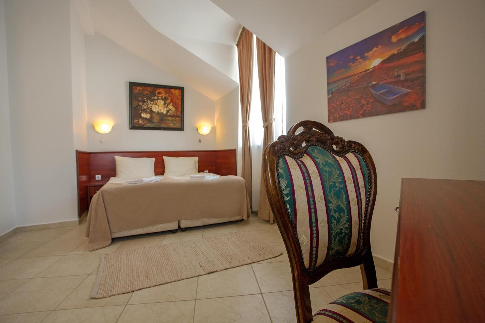 Hotel Central Balçık Dış mekan fotoğraf