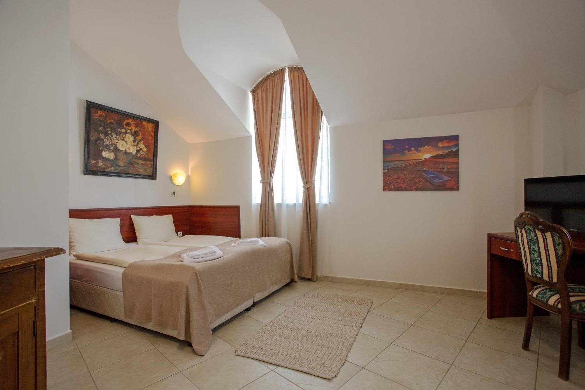 Hotel Central Balçık Dış mekan fotoğraf