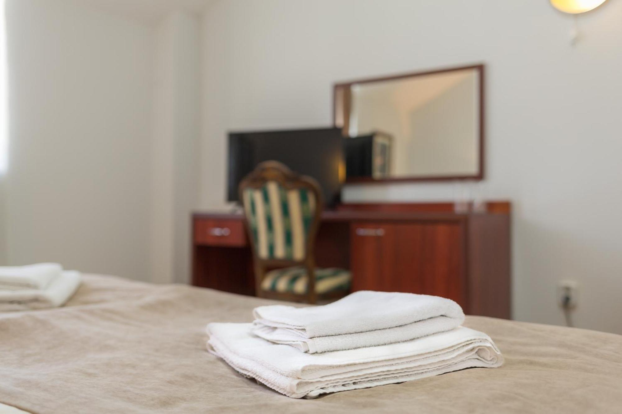 Hotel Central Balçık Dış mekan fotoğraf